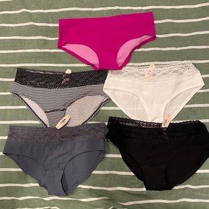 Victoria’s Secret M panty lot NWT